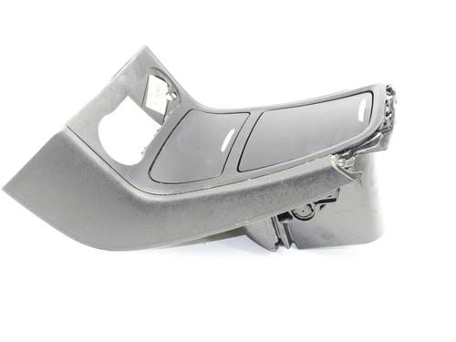 Console centrale Console centrale MERCEDES-BENZ B-CLASS Sports Tourer (W246, W242) B 180 CDI (246.200) (109 hp) 39800543 39800543