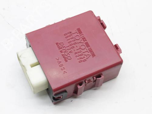 Used Control unit Control unit TOYOTA AURIS (_E18_) 1.6 (ZRE181_, ZRE185_, ZRE185R, ZRE181R) (132 hp) 39801121 39801121