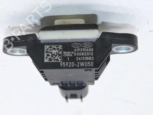 Electronic sensor HYUNDAI SANTA FÉ III (DM, DMA) 2.2 CRDi 4WD | BP39805628M84 - Image 3