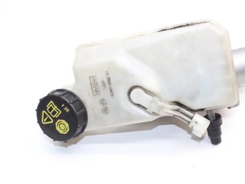 Brake master cylinder FORD KUGA I 2.0 TDCi 4x4 | BP39772282M77 - Image 2
