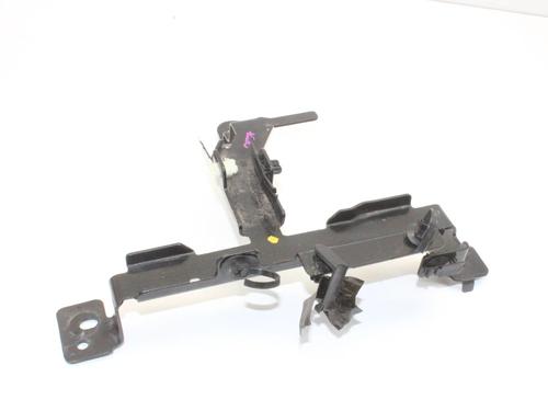 supporto-jaguar-i-pace-x590-2018-39773106 main image