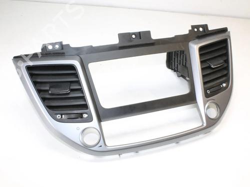 Used Middle console Middle console HYUNDAI TUCSON (TL, TLE) 1.6 GDi (132 hp) 39790941 39790941