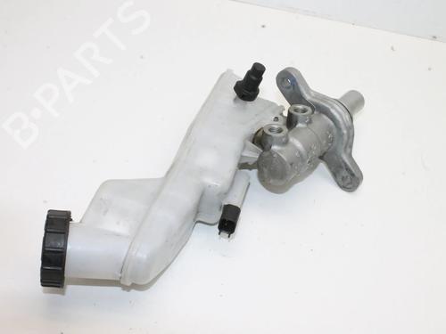 brake-master-cylinder-ford-fiesta-vi-van-2008-2009-2010-2011-2012-2013-2014-2015-2016-2017-39781540 main image