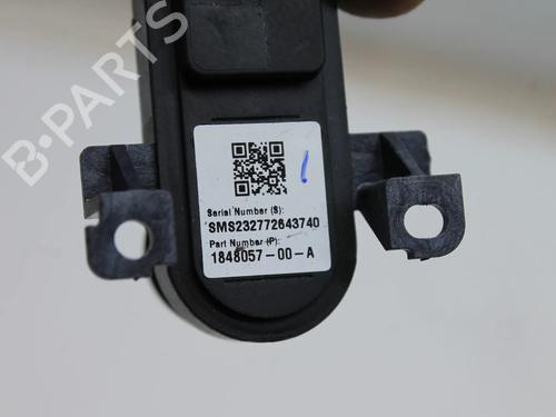 Camera TESLA MODEL Y (5YJY) Long Range All-wheel Drive | BP39836712E14 - Image 4