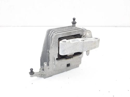 Used Engine mount Engine mount BMW 1 (F40) 118 i (140 hp) 39866001 39866001