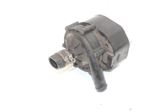 Auxiliary water pump TESLA MODEL S (5YJS) 75D AWD | BP39768104M111 - Image 3