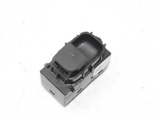 Used Left front window switch Left front window switch TESLA MODEL Y (5YJY) EV Rear-Wheel Drive (299 hp) 39797393 39797393