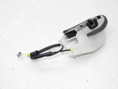Venstre bagtil lås Venstre bagtil lås TESLA MODEL Y (5YJY) EV Rear-Wheel Drive (299 hp) 39873783 39873783