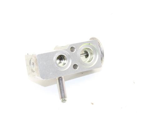Electronic sensor TESLA MODEL 3 (5YJ3) EV Performance AWD | BP39856182M84 - Image 3