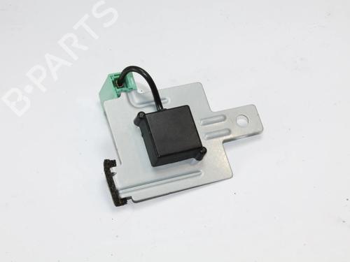 Used Antenna/Base Antenna/Base MAZDA 3 Saloon (BM_, BN_) 2.2 D (150 hp) 39864947 39864947