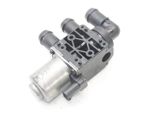 Used Auxiliary water pump Auxiliary water pump BMW 3 (F30, F80) 330 e (252 hp) 39835304 39835304