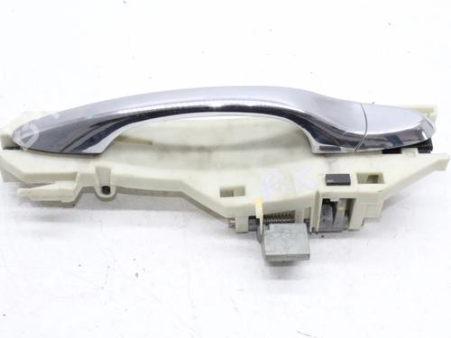 Used Front left exterior door handle Front left exterior door handle JAGUAR XJ (X350, X358) 4.2 (298 hp) 39787124 39787124