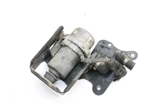 Used Vacuum pump Vacuum pump AUDI A8 D3 (4E2, 4E8) S8 quattro (441 hp) 39804645 39804645