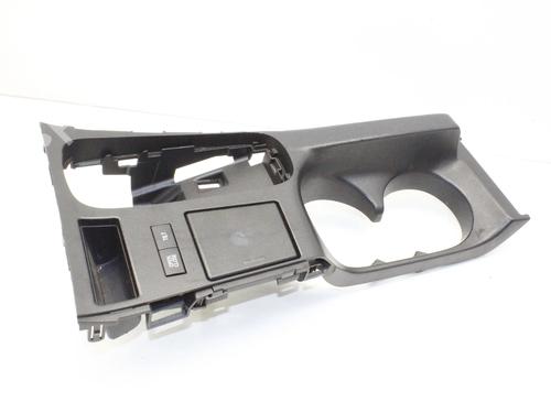 Used Middle console Middle console LEXUS CT (ZWA10_) 200h (ZWA10_, ZWA10R) (136 hp) 39856696 39856696
