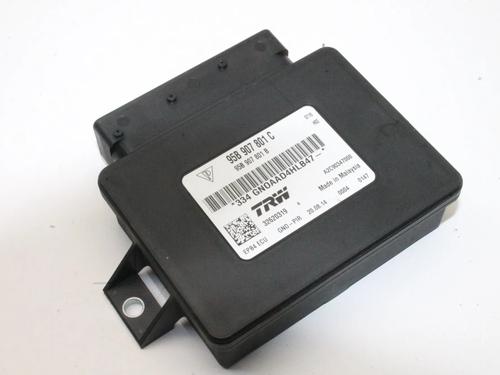 Used Electronic module Electronic module PORSCHE MACAN (95B) 3.0 S (354 hp) 39771556 39771556