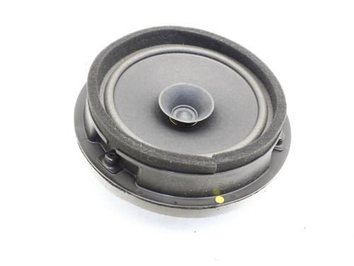 Used Speaker Speaker SUZUKI SX4 S-Cross (JY) 1.4 Hybrid (Mild Hybrid) (AKK 414) (129 hp) 39859220 39859220