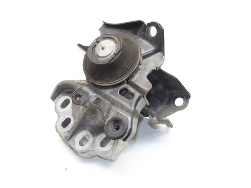 Used Engine mount Engine mount TOYOTA YARIS (_P21_, _PA1_, _PH1_) 1.6 GR 4WD (GXPA16) (261 hp) 39779081 39779081