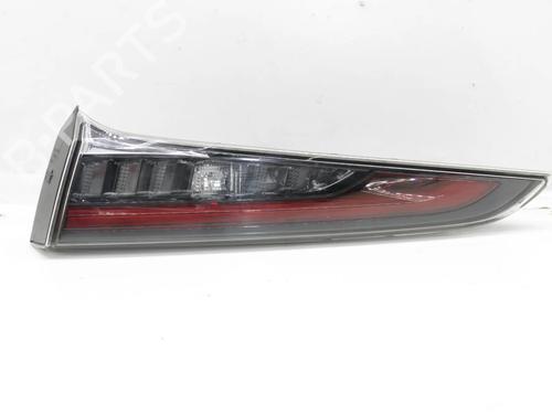 Used Right tailgate light Right tailgate light TOYOTA COROLLA Hatchback (_E21_, _EA1_, _EH1_) 1.8 Hybrid (ZWE211, ZWE219) (122 hp) 39865669 39865669