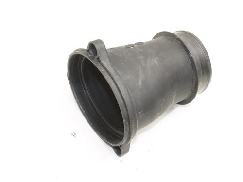pipe-mercedes-benz-cla-coupe-c117-2013-2014-2015-2016-2017-2018-2019-39778873 main image