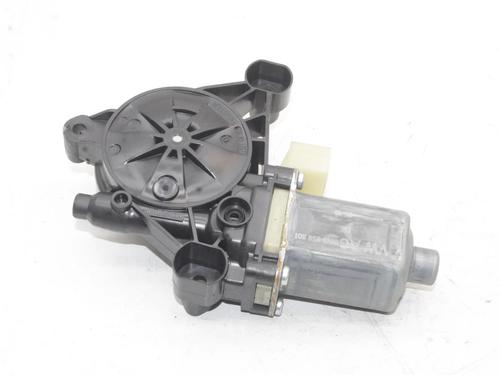 Used Right front window motor Right front window motor AUDI A5 Convertible (F57, F5E) 2.0 TFSI (190 hp) 39829983 39829983