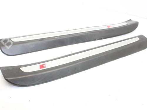 Estribo Estribo AUDI Q7 (4LB) 3.0 TDI quattro (233 hp) 39829738 39829738
