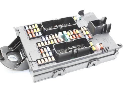 Used Fuse box Fuse box VOLVO S90 II (234) D4 (190 hp) 39875140 39875140