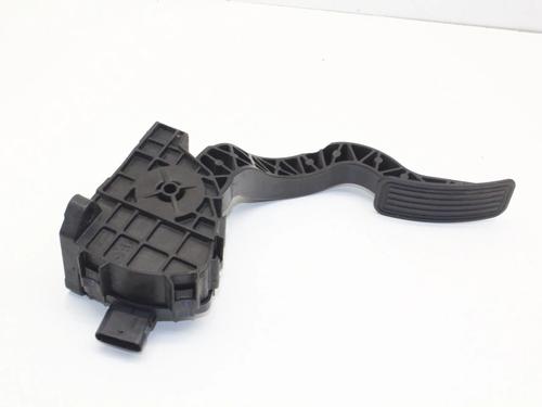 Used Pedal Pedal TESLA MODEL 3 (5YJ3) EV AWD (441 hp) 39825479 39825479