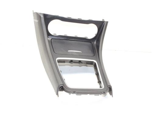 Used Middle console Middle console MERCEDES-BENZ A-CLASS (W176) A 180 CDI / d (176.012) (109 hp) 39792145 39792145