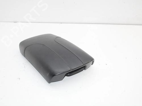 Used Armrest / Center console Armrest / Center console NISSAN X-TRAIL III (T32_, T32R, T32RR) 1.6 DIG-T (T32) (163 hp) 40031748 40031748