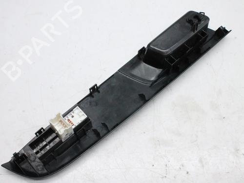 Left front window switch SUBARU WRX Saloon (GJ) 2.0 AWD (GK6, GK8) | BP39805737I27 - Image 2