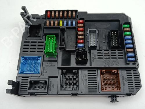 Used Fuse box Fuse box 36970101 36970101