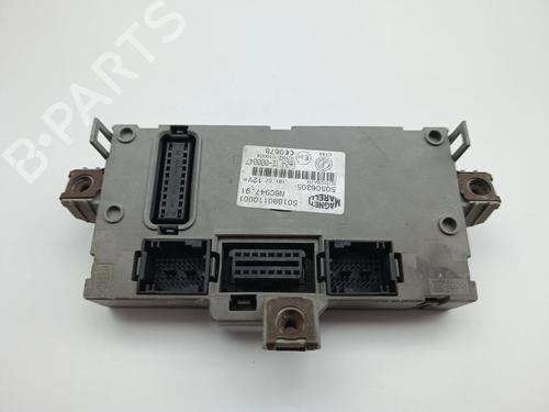 Used Fuse box Fuse box 36970167 36970167