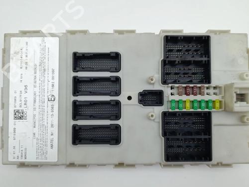 Used Fuse box Fuse box 36970187 36970187