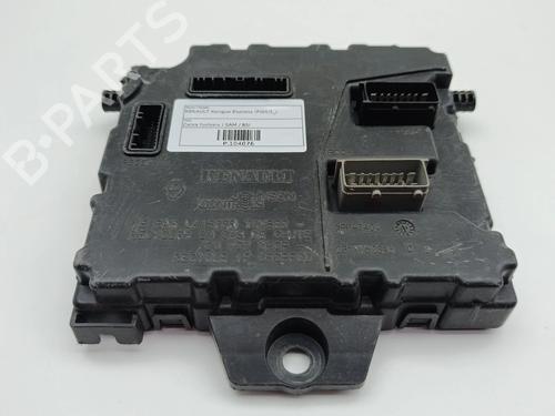 Used Fuse box Fuse box 36970220 36970220