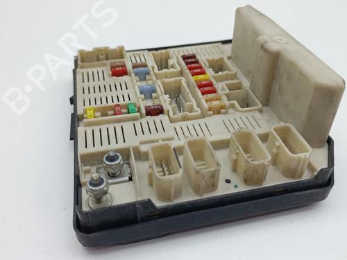 Used Fuse box Fuse box 36970219 36970219