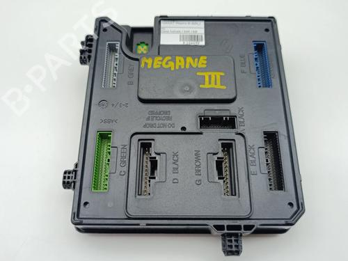 Used Fuse box Fuse box 36970217 36970217