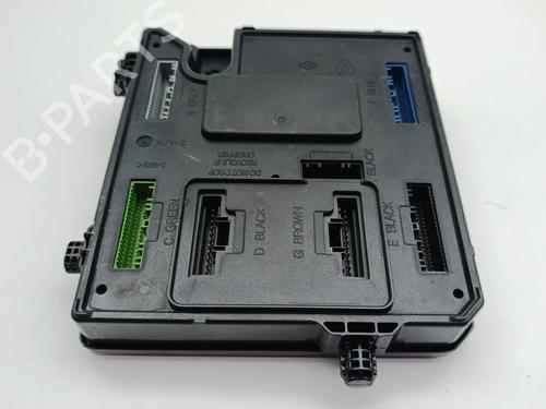 Used Fuse box Fuse box 36970302 36970302