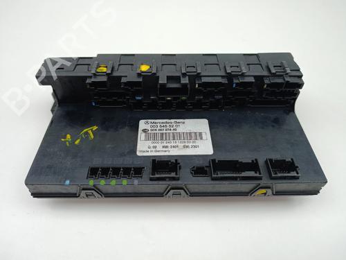 Used Fuse box Fuse box 36970307 36970307