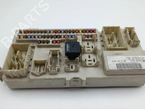 Used Fuse box Fuse box 36970340 36970340