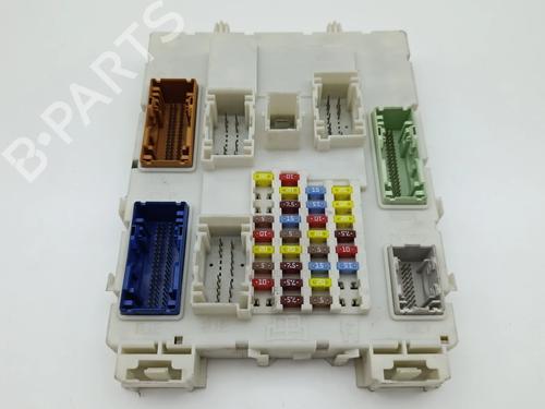 Used Fuse box Fuse box 36970408 36970408