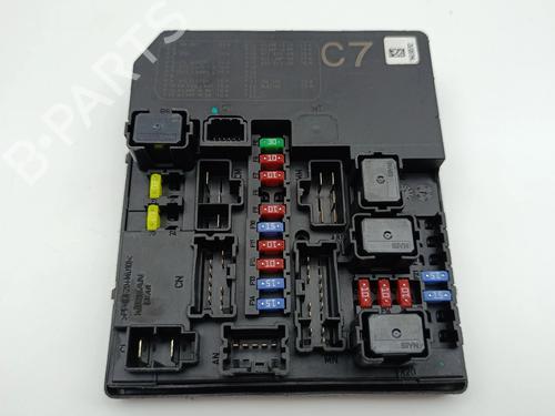 Used Fuse box Fuse box 36970363 36970363