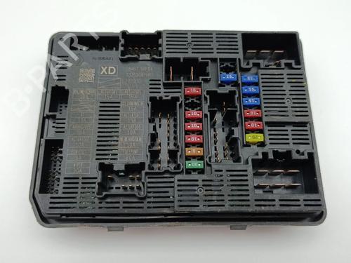 Used Fuse box Fuse box 36970401 36970401