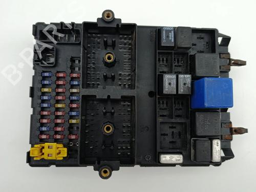 Used Fuse box Fuse box 36970504 36970504