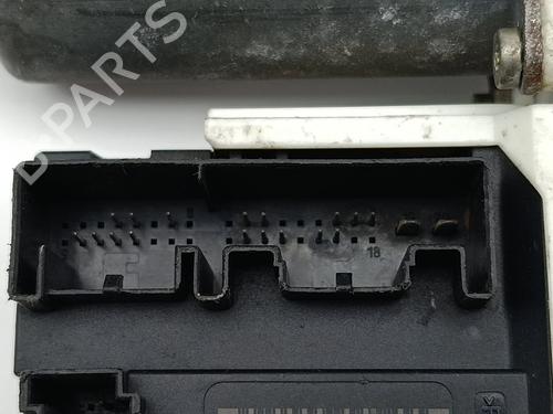 Left front window motor VW GOLF V (1K1) | BP36970621E21 - Image 3