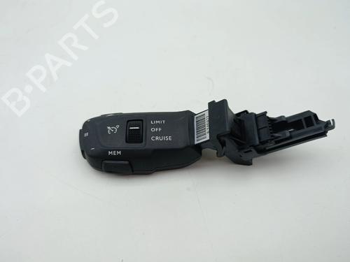 Used Steering wheel controls Steering wheel controls 36971618 36971618