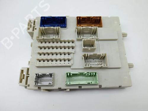 Used Fuse box Fuse box 36971761 36971761