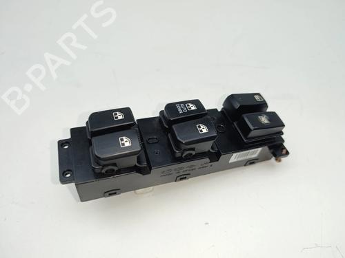 Used Left front window switch Left front window switch 36972458 36972458