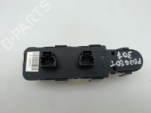 Left front window switch PEUGEOT 307 (3A/C) | BP36972484I27 - Image 4