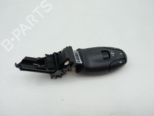 Used Steering wheel controls Steering wheel controls 36972865 36972865