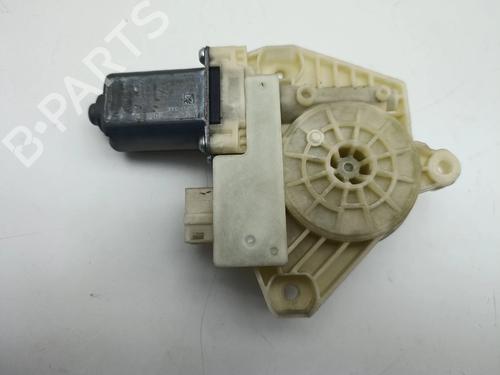 Used Right front window motor Right front window motor 36972928 36972928